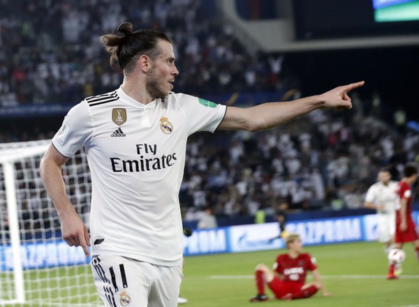 Gareth Bale oslavuje gól