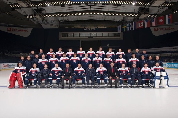 Slovenskí hokejisti na oficiálnej