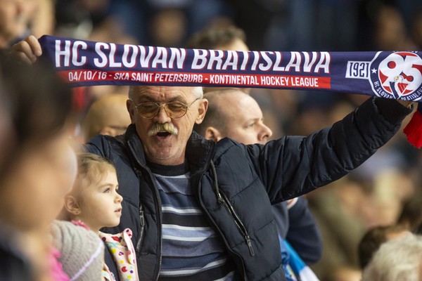 Fanúšikovia HC Slovan 
