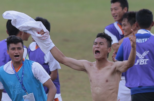 Futbalisti Bhutánu oslavujú triumf
