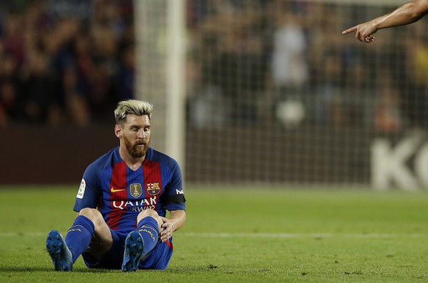 Lionel Messi si natiahol