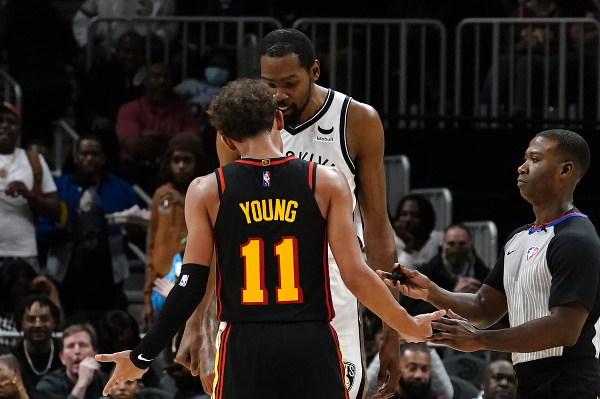 Trae Young a Kevin