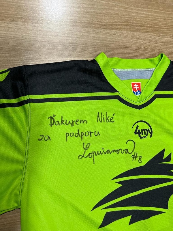 Odmenený hokejový úkaz Nela