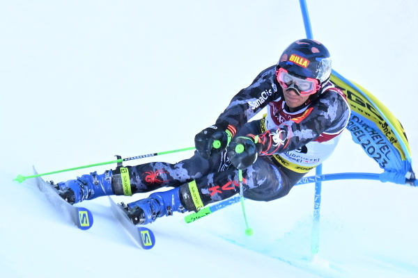 Na snímke slovenský lyžiar