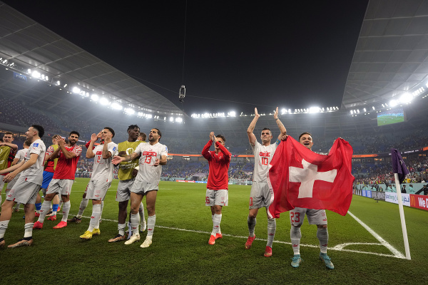 Hráči Švajčiarska oslavujú triumf