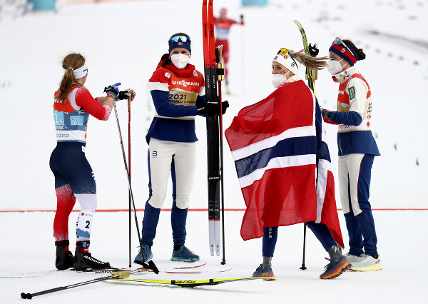 Nórske reprezentantky sa radujú