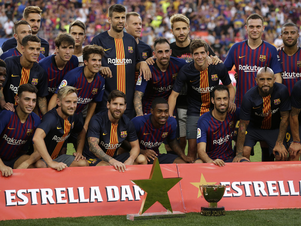 FC Barcelona s druhou trofejou v sezóne