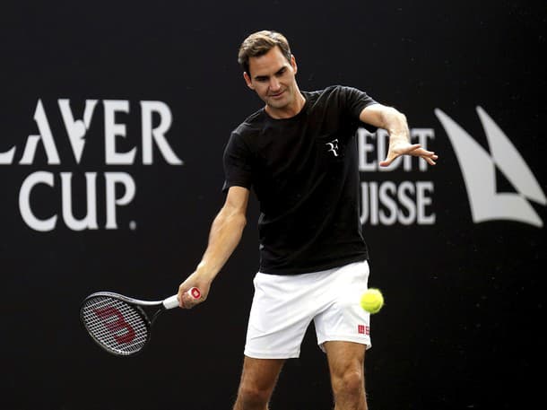 Federer počas tréningu pred Laver Cupom